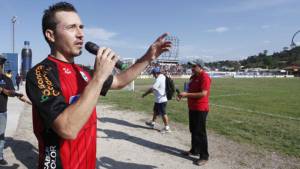 Polache era uno de los invitados para el partido del Olimpia-Vida en Nueva Orleans.