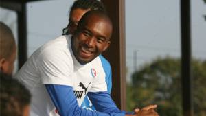 Jerry Palacios se mantiene entrenando con el Olimpia.