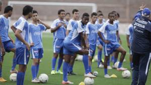 Los jóvenes trabajan con las miradas a la competencia del Premundial Sub-20.