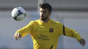 Piqué, defensa del Barcelona de España.