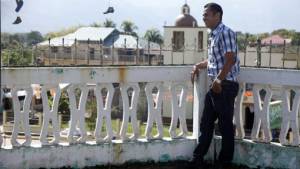 Alfredo es felíz en su pueblo. Siempre que tiene tiempo lo visita, asegura que le quita mucha presión.