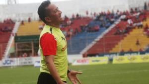 El técnico Jorge Pineda se fue contento por el resultado, pero sabe que aún nada está decidido.