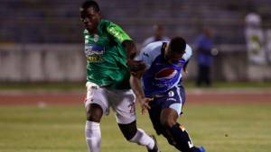 Quiarol Arzú impuso su fuerza en la zaga del Marathón.