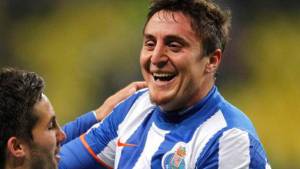 Cristian Rodríguez, su trayectoria futbolística nunca fue un camino de rosas.