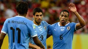 Entre Abel Hernández y Luis Suárez le anotarón 6 goles a Tahití.