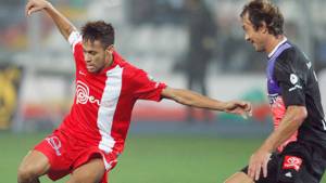 Neymar bailó a Lugano y demostró su magia ante los Amigos de Messi.