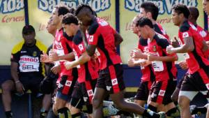 Real España debuta el domingo ante Real Sociedad en Tocoa. Medford ya tiene su once inicial.