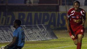 Christian Altamirano tiene al Vida soñando con volver a una final.