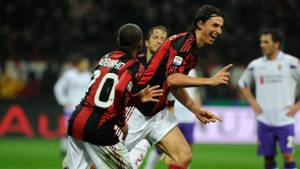 Zlatan Ibrahimovic mantiene al Milan en la cima del Calcio Italiano.