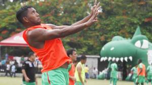 Bani Lozano tuvo un paso por Marathón, pero no convenció a Primi Maradiaga en la última temporada.