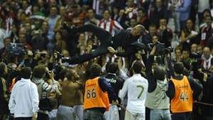 Los jugadores reflejaron sus emociones al máximo junto al técnico.