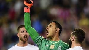 El guardameta costarricense Keylor Navas está en la mira de todos para la próxima temporada.