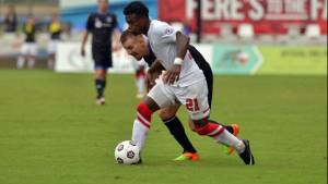 Walter Ramírez dejó al Santonio Scorpions y ahora será compañero de Erick Norales.