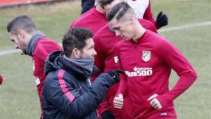 Diego Simeone abre las puertas a Fernando Torres para salir del club colchonero.