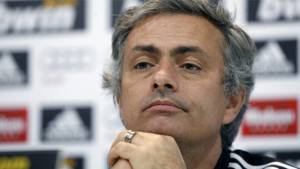 José Mourinho ve con buenos ojos la posible llegada de Ruud van Nistelrroy.