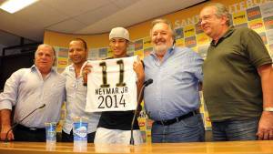 La dirigencia del Santos está al tanto de la denuncia al Barcelona por irregularidad. (Foto: Agencia/Archivo)