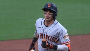 El pelotero Dubón ha tenido una campaña regular con su equipo Los Gigantes de San Francisco.