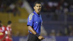 Raúl Castro tendrá la responsabilidad de pitar el primer partido de la final del Clausura.