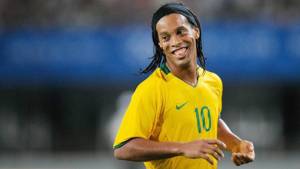 Ronaldinho jugaría por segunda ocasión en Juegos Olímpicos.