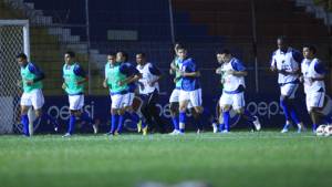 La Selección de Honduras realiza el entrenamiento en el estadio Ceibeño.