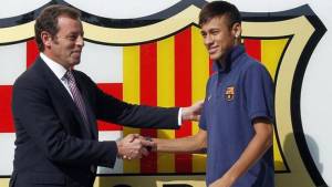 Mundo Deportivo asegura que Barcelona pagó 95 millones por el fichaje de Neymar.