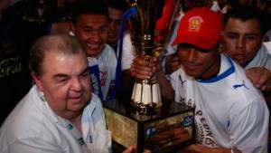 El mandamás en el cuadro blanco, Rafael Ferrari, aseguró que el actual cuerpo técnico encabezado por Danilo Tosello debe continuar.