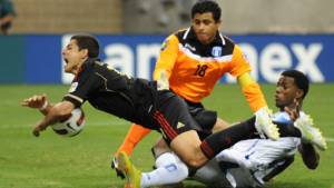 Acciones entre México y Honduras, ambos equipos se verán las caras en esta hexagonal camino a Brasil 2014.