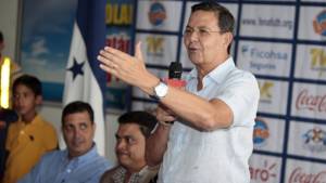 El presidente de Fenafuth habló sobre posibilidad de cambiar árbitro para el México-Honduras.