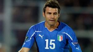 Andrea Barzagli, defensa de la selección italiana no estará en el primer juego ante España.
