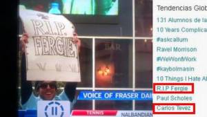 El cartel tenía la forma de una lápida y constaba con un mensaje para Ferguson: “RIP Fergie”.