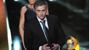 Mourinho al momento de ricibir el premio al mejor técnico del 2010.