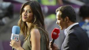 Sara Carbonero admitió su error al final de la entrevista y lo tomó con humor.