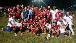 Talleres FC celebrando el bicampeonato de la Liga Mayor Rafael Paz de Potrerillos, Cortés.