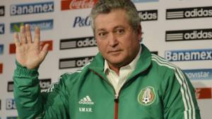 Víctor Manuel Vucetich buscará clasificar a México al Mundial en un momento crítico.