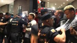 ¡Escándalo en Madrid! Policía española se pelea con jugadores de la selección peruana: “Nos comenzaron a meter puñete”