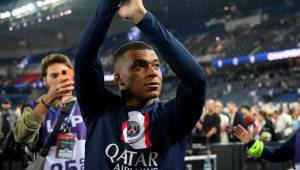 Mbappé todavía tiene un año de contrato con el PSG y podría salir en junio del 2024 como agente libre.