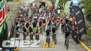 El ciclismo Toro de Toros, carrera de montaña organizada por el grupo Tribu de San Pedro Sula, en la que más de 200 ciclistas a nivel nacional compitieron en las diferentes categorías. Foto Diez- Neptali Romero.