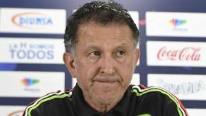 El técnico de la selección mexicana de fútbol externó su preocupación sobre la poca participación de sus futbolistas en Europa.