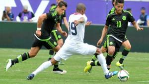 México y Costa Rica empataron 2-2 en Orlando Florida, en un juego entretenido. Foto EFE
