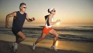 Probado está que hacer running es muy saludable. Pero debe ser moderano, pues este hobbie puede hacer que afecte las articulaciones.