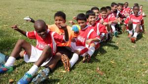 La escuela Presentación Centeno peleará el pase a la final de Copa Gatorade ante la Escuela República de Honduras. Foto Neptalí Romero