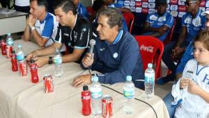 Jorge Luis Pinto pidió a la afición apoyar a la Selección de Honduras el 2 de septiembre ante Canadá. Foto Ronald Aceituno
