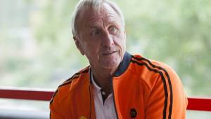 En su intervención, Cruyff también se ha referido brevemente al clásico del próximo 21 de noviembre, un partido que espera que 'sea una fiesta'. Foto AFP