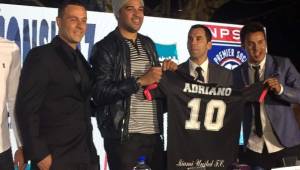 Adriano fue presentado por el Miami United y se refirió a la llegada de Rambo de León. Foto miamiunitedsoccer.com