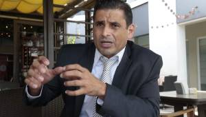 El ex futbolista y diputado al Congreso Nacional, Christian Santamaría, se sincera con la entrevista y dice que no tomó coimas para elegir la Corte Suprema.
