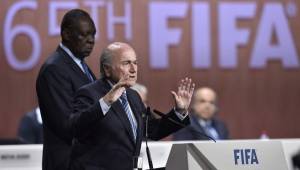 El suizo Joseph Blatter durante el discurso tras ganar las elecciones de la Fifa.