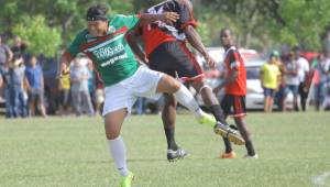 El ex mediocampista del Real España y la Selección Nacional, Reynaldo 'El Chino' Pineda ahora juega con el Marathón de Veteranos de San Pedro Sula.