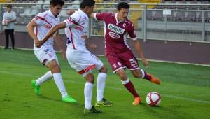 Con solitario gol de Erick Marín, Pérez Zeledón venció 1-0 al Saprissa y se apoderó del liderato en Costa Rica. Foto cronica.cr