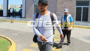 Mario Martínez al momento de su llegada a Tegucigalpa, luego viajó a Comayagua. Fotos Ronal Aceituno.