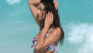 La supermodelo rusa fue captada de vacaciones en las playas del Caribe mexicano. (Foto: Cortesía Daily Mail.